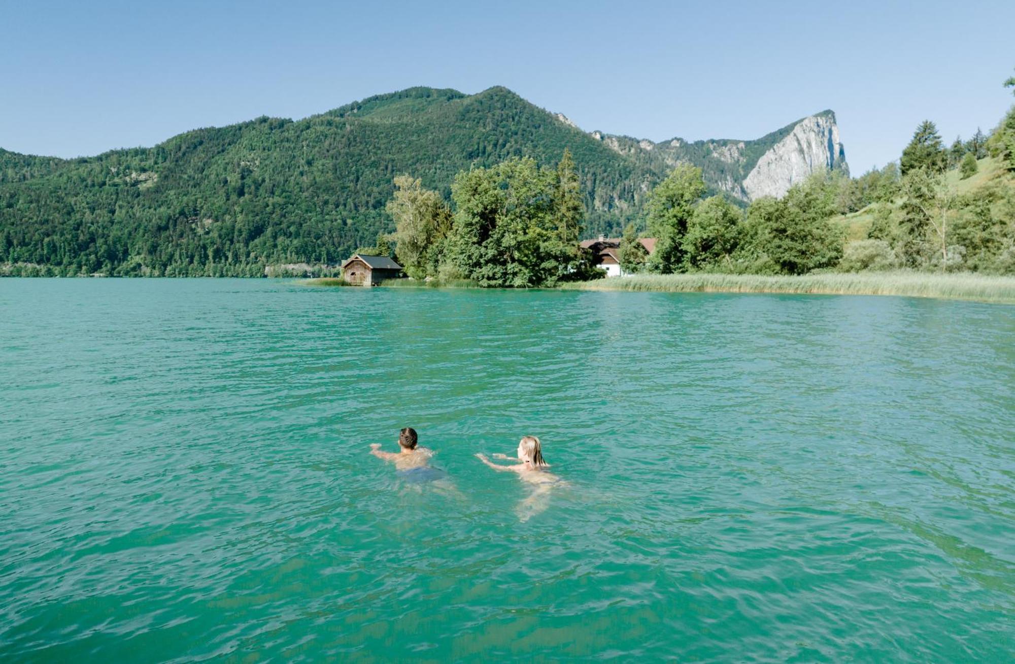 das mondsee Buitenkant foto
